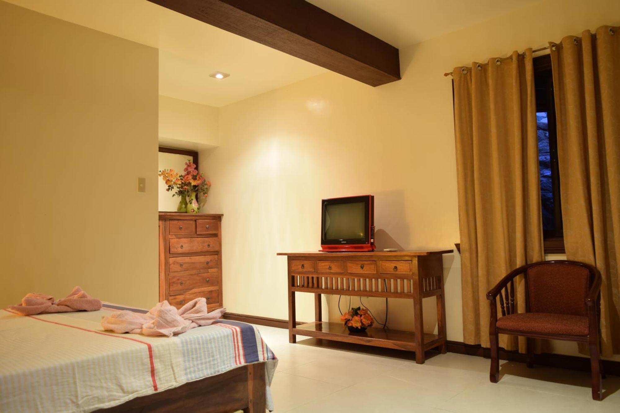 Tribal Hills Mountain Resort Puerto Galera Pokoj fotografie