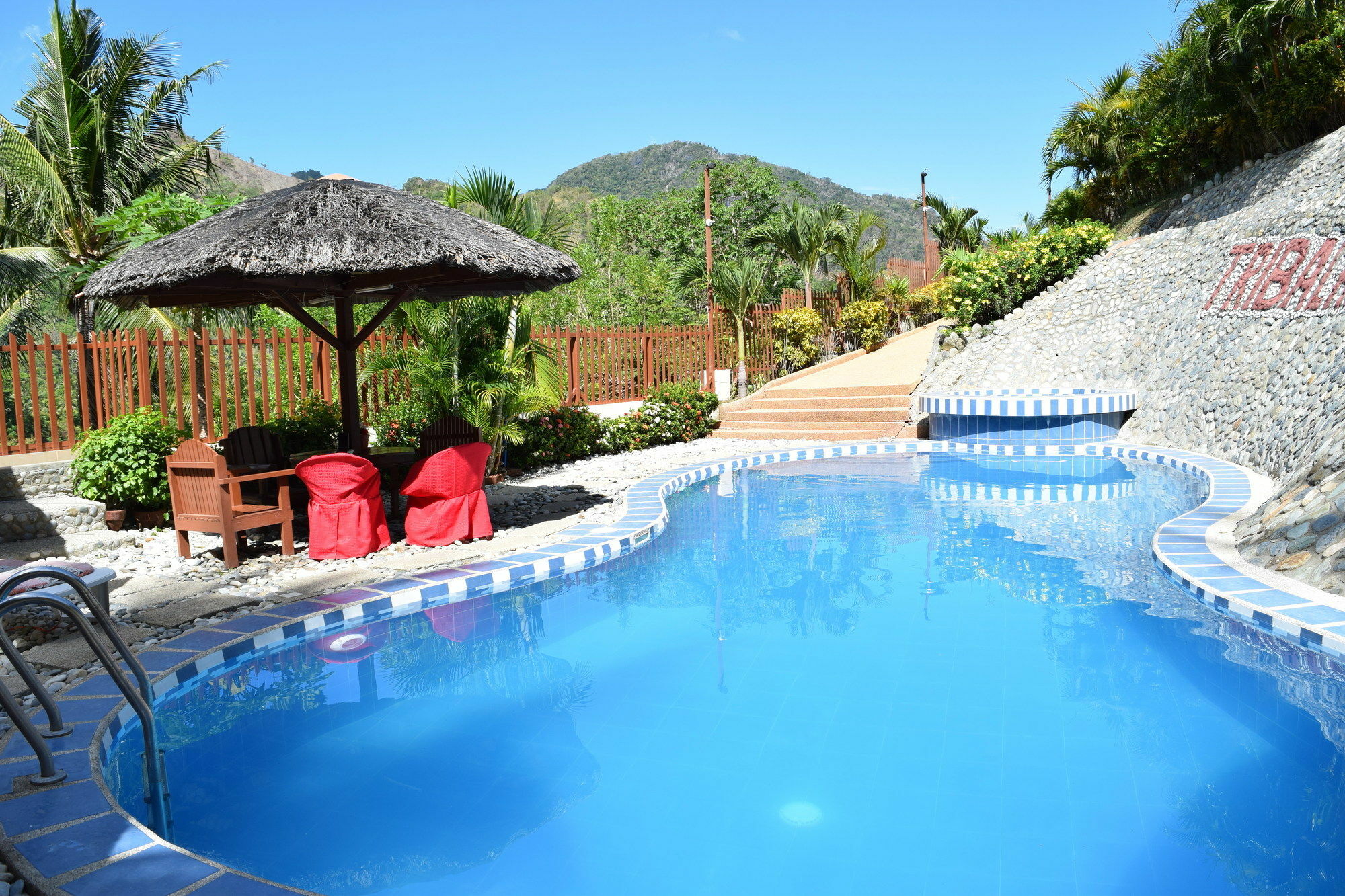 Tribal Hills Mountain Resort Puerto Galera Exteriér fotografie